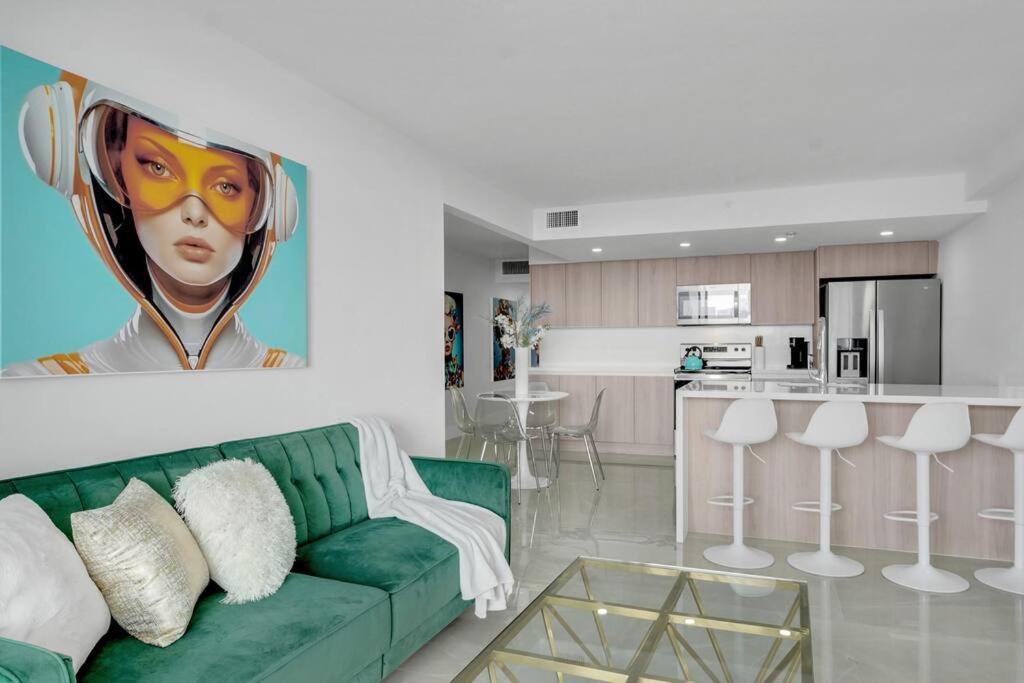 Shades Of Miami Sky Penthouse! Newly Renovated Exterior foto