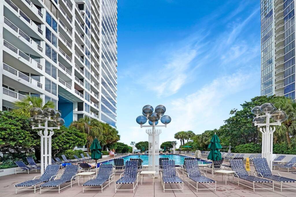 Shades Of Miami Sky Penthouse! Newly Renovated Exterior foto